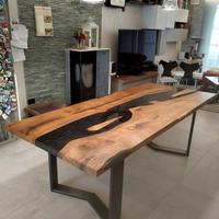 ✨Tavolo in legno e resina ✨