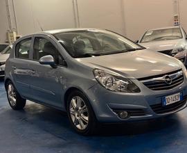 Opel Corsa 1.2 5 porte Cosmo