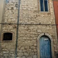 Bilocale in pietra nel borgo di Busso