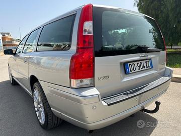 Volvo V70 2.4 METANO 2007 - GANCIO