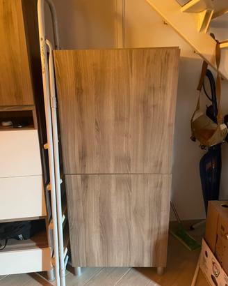 Mobiletto a due ante