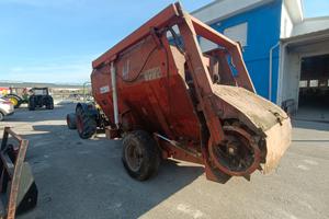carro miscelatore marca Lo.Ma