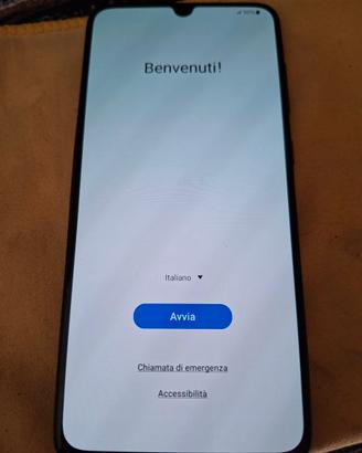 SAMSUNG A70