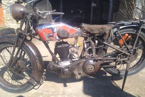 Moto d'epoca magnat debon