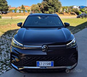 VOLKSWAGEN Tiguan 2.0 TDI 150 CV DSG R-Line