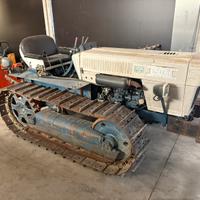 Trattore agricolo Lamborghini cingolato