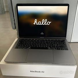 MacBook Air 13” Retina 2018-8 GB Ram-SSD 256 GB