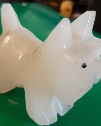 Statuetta in onice bianco Scottish Terrier