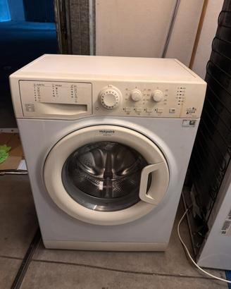 Lavatrice Slim HotPoint Ariston FMSL 603 EU.L
