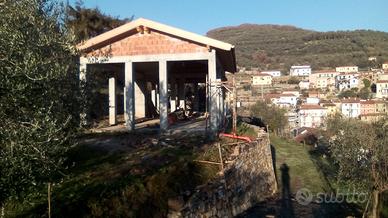 Villa indipendente da ultimare