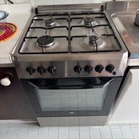 Cucina gas 4 fuochi BEKO forno elettrico con grill