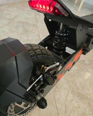 KuKirin G2 monopattino elettrico come nuovo