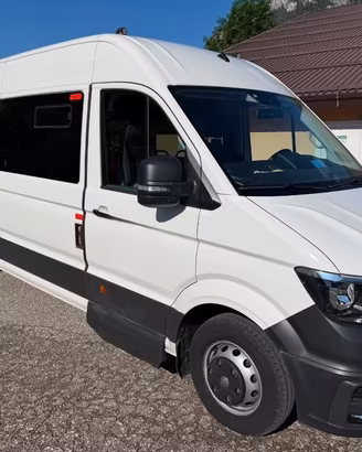 Scuolabus/ Crafter 34 posti km 24.400
