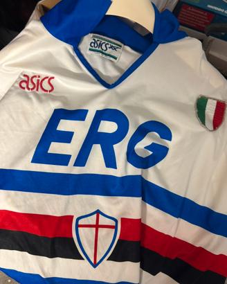 Maglia Samp unica con lo scudetto donata da CEREZO