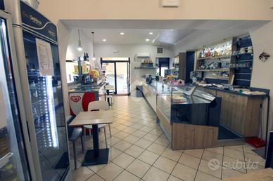 2 LOCALI A MONTOPOLI DI SABINA