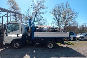 Isuzu n35 con gru patente b.