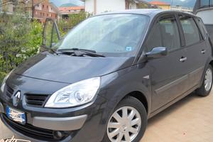 RENAULT SCENIC 1.5 dci conpreso passaggio