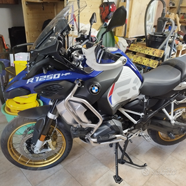 BMW R1250 GS Adventure modello HP