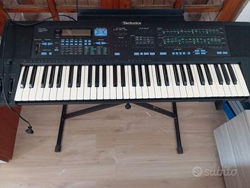 Tastiera piano/sintetizzatore TECHNICS mod SX-AX 5