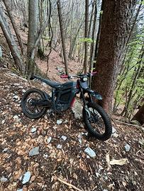 Talaria sting 3000 con centralina nucular