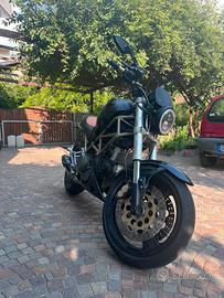 Ducati monster 750