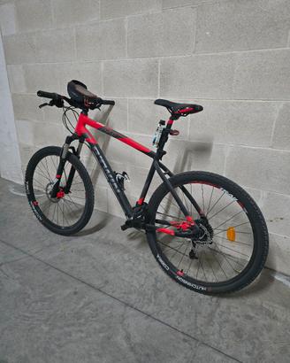 Mountain Bike B'Twin Rockrider 560 - Come nuova