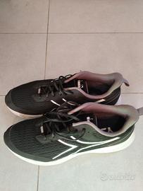 scarpe sportive 