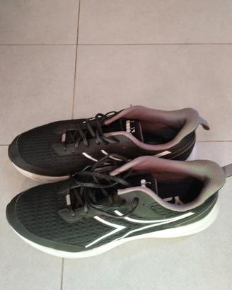 scarpe sportive 