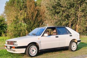 LANCIA DELTA HF Integrale 8V targa TO