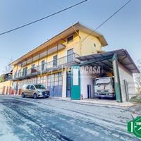 CASA SEMINDIPENDENTE CON GIARDINO E AMPI FONDI A C