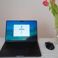 Apple MacBook Pro 14″ M3 Pro • 18GB RAM • 1TB SSD