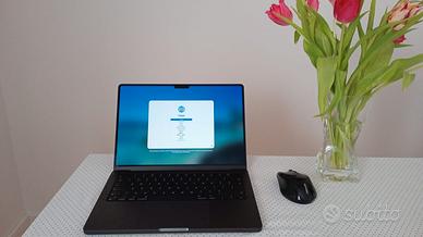 Apple MacBook Pro 14″ M3 Pro • 18GB RAM • 1TB SSD