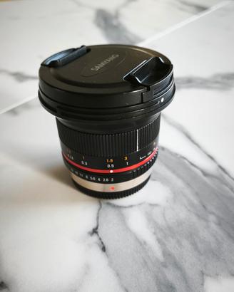 Samyang 12 mm f 2.0 fotografico per micro 4/3