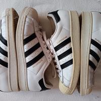 due paia ADIDAS ORIGINAL SUPERSTAR 