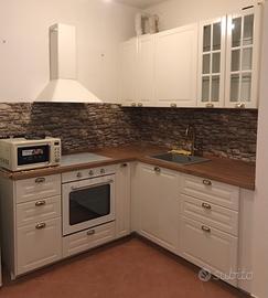 Cucina angolare nuova gia’ smontata e’ imballata