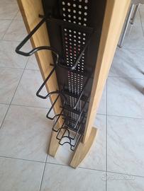 Torre porta CD in legno e metallo. 