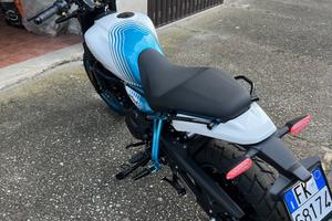 Royal Enfield Guerrilla 450