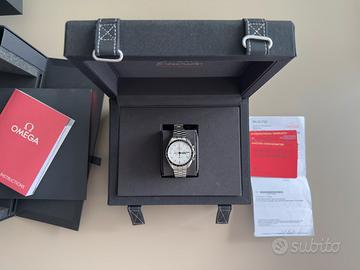 OMEGA SPEEDMASTER MOONWATCH PROFESSIONAL