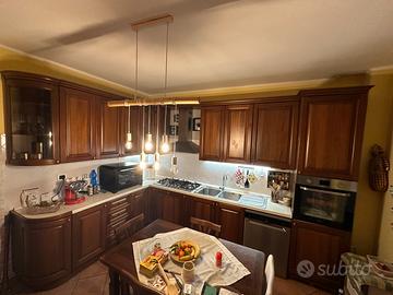 Cucina angolare marca Berloni 2,4x3,7 metri