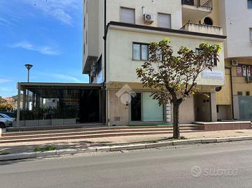 NEGOZIO A CORIGLIANO-ROSSANO