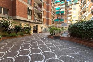 2 LOCALI A ROMA