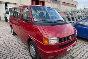 VOLKSWAGEN Transporter 2.5 Benzina 7 posti Carav