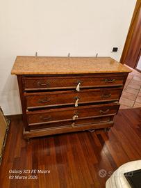 Comò da camera con marmo