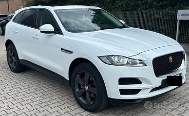Jaguar F-Pace 2.0 D 180 CV AWD aut. Prestige