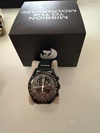 Moonswatch snoopy black