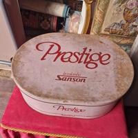 scatola in latta vintage 