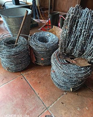 rotoli filo spinato ritiro presso abirazione