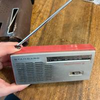 Radio portatile vintage STANDARD Transistor 7 ‘60
