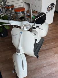 Vespa 50 3 marce faro tondo