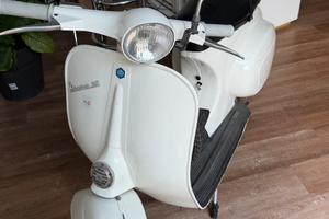 Vespa 50 3 marce faro tondo